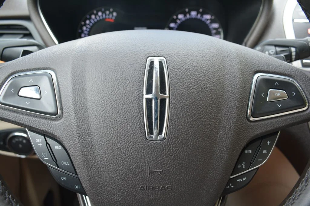 Used 2019 Lincoln MKC - photo 11