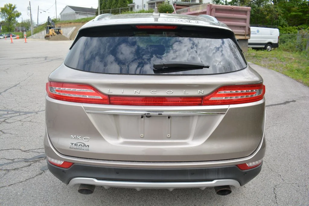 Used 2019 Lincoln MKC - photo 5