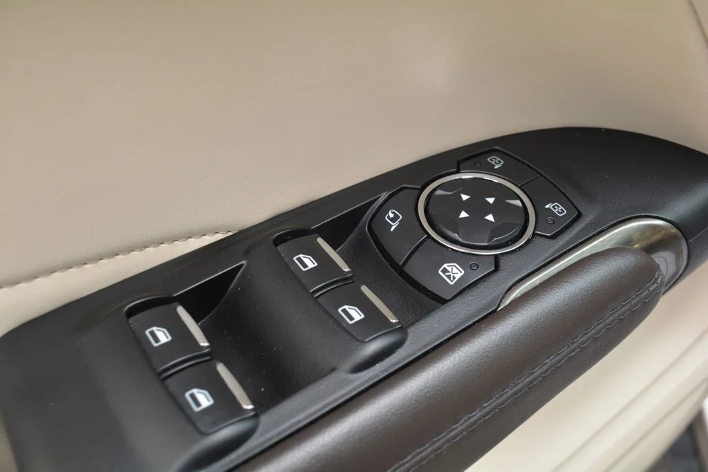 Used 2019 Lincoln MKC - photo 8