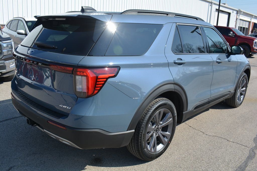 New 2026 Ford Explorer - photo 5