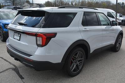 New 2026 Ford Explorer - photo 2