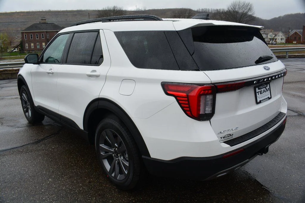 New 2026 Ford Explorer - photo 5