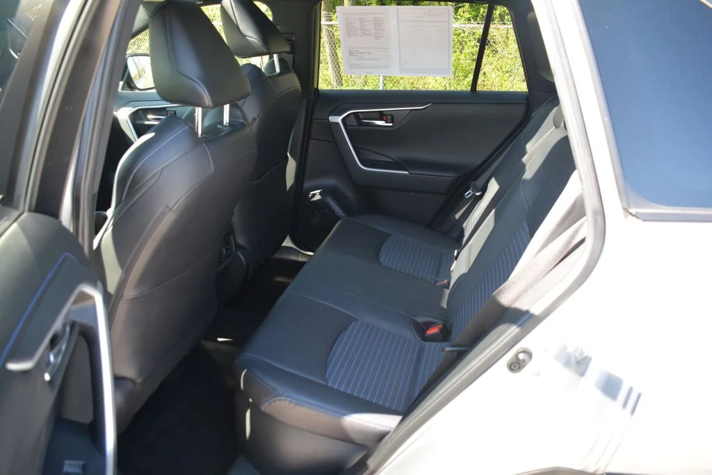 Used 2022 Toyota RAV4 - photo 26
