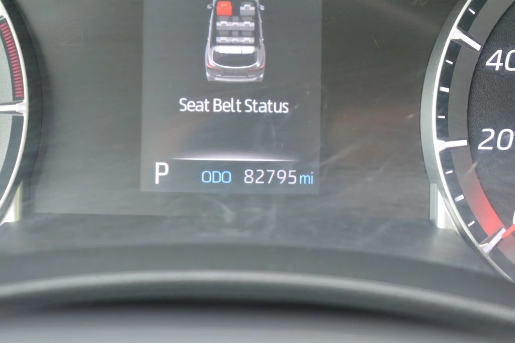 Used 2021 Toyota Highlander - photo 14