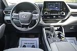 2021 Toyota Highlander AWD SUV for sale #DT663A2 - photo 2