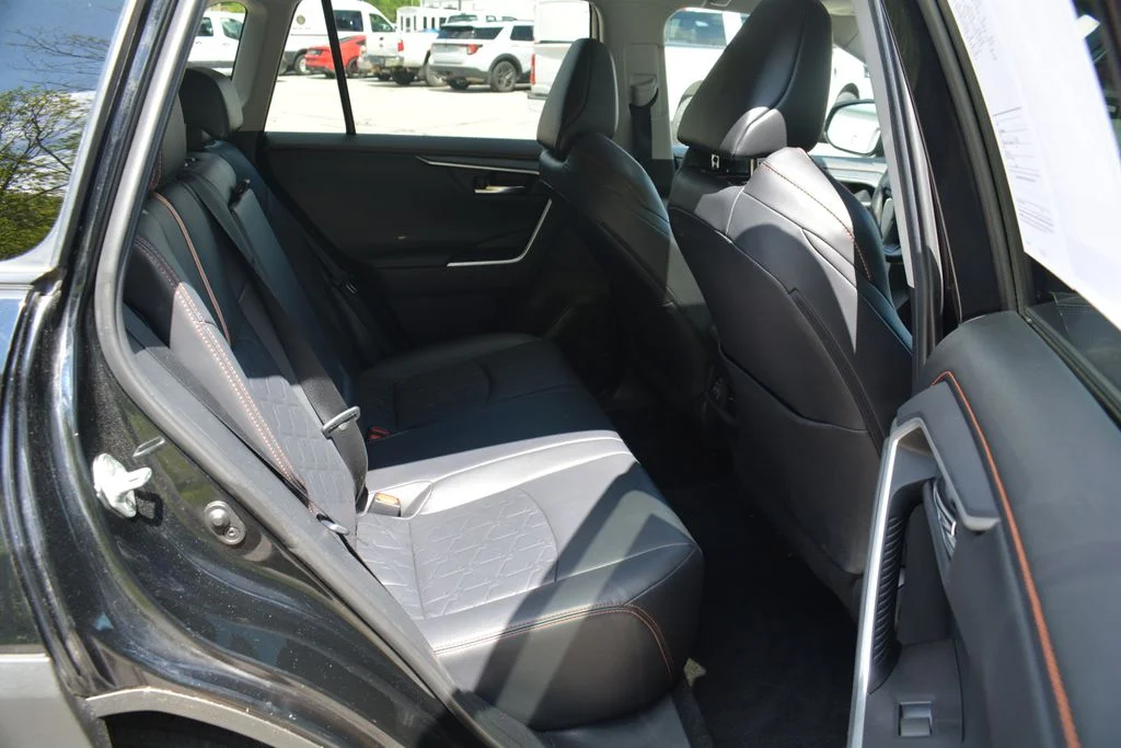 Used 2019 Toyota RAV4 - photo 22