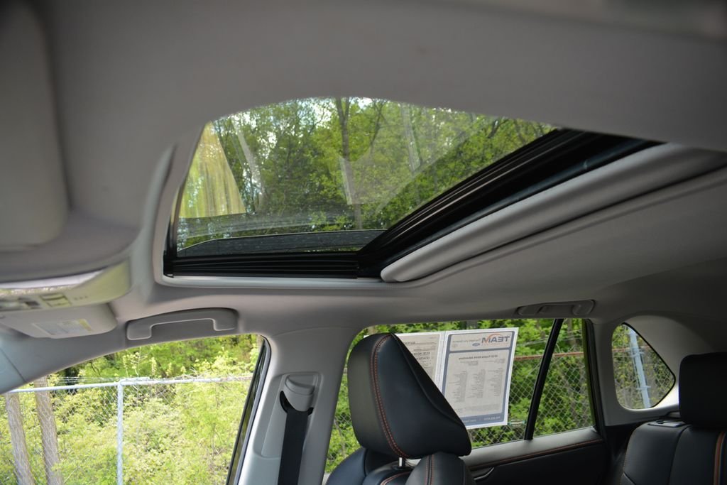Used 2019 Toyota RAV4 - photo 10