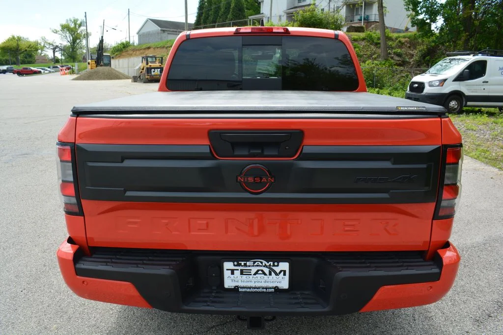 Used 2025 Nissan Frontier - photo 7