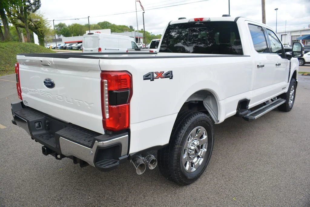 New 2026 Ford F-250 - photo 2