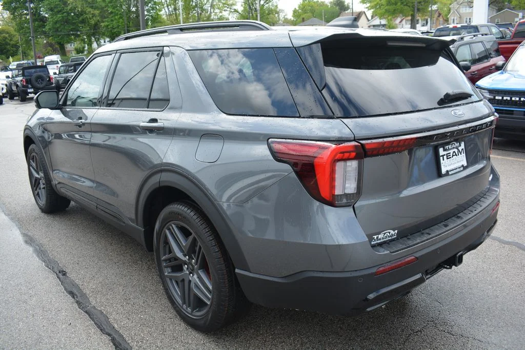 New 2026 Ford Explorer - photo 5