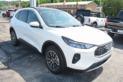 New 2025 Ford Escape - photo 1