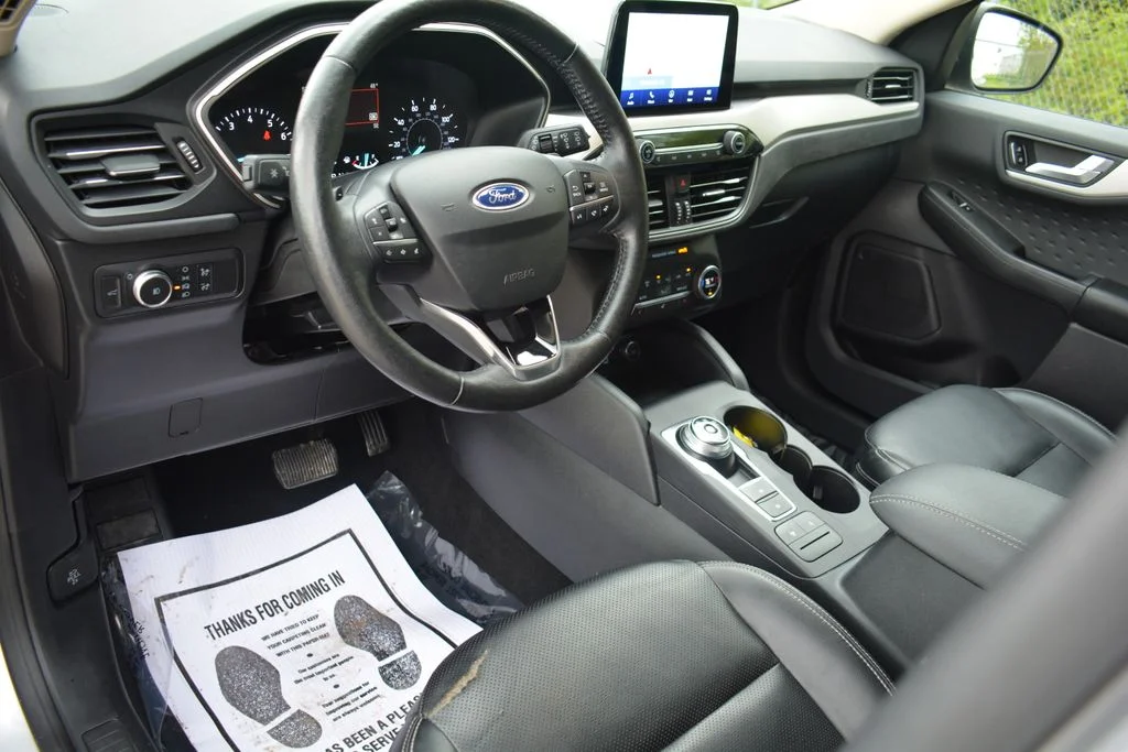 Used 2020 Ford Escape - photo 12