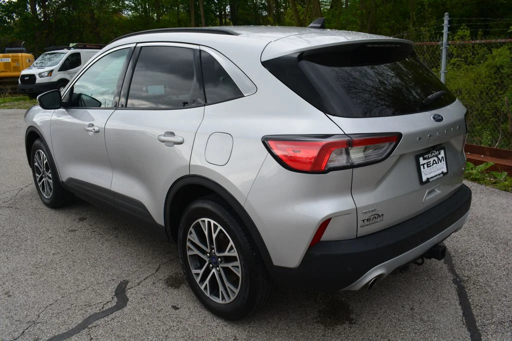 Used 2020 Ford Escape - photo 8