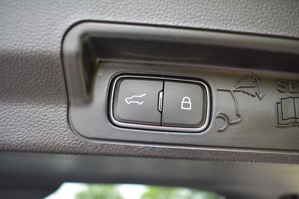 Used 2023 Ford Explorer - photo 23
