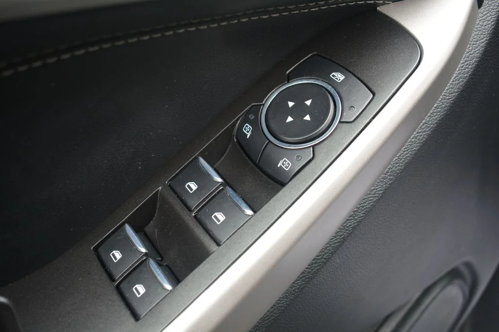 Used 2023 Ford Explorer - photo 7
