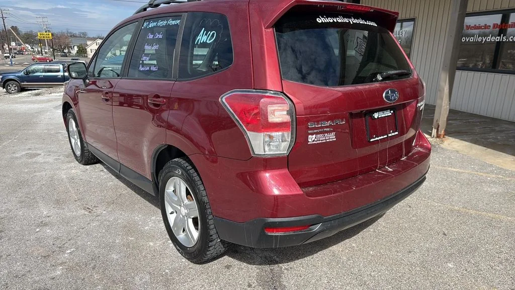 Used 2017 Subaru Forester - photo 5