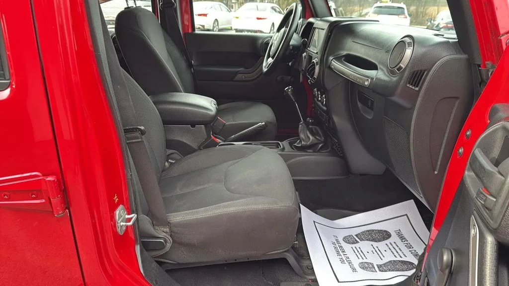 Used 2015 Jeep Wrangler - photo 6