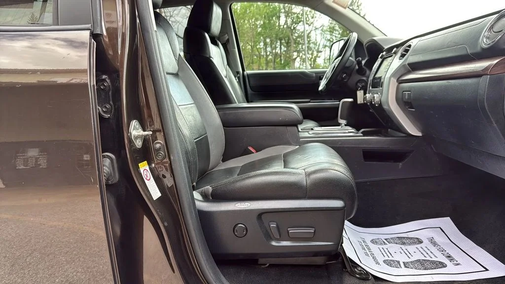 Used 2019 Toyota Tundra - photo 6