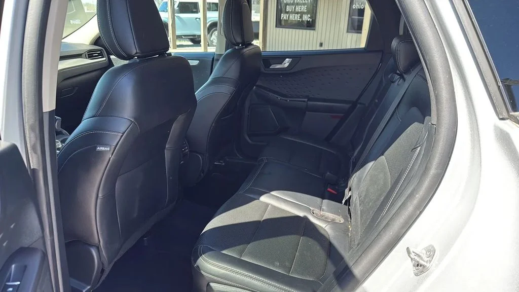 Used 2020 Ford Escape - photo 8