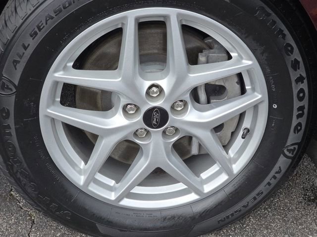 Used 2023 Ford Edge - photo 9