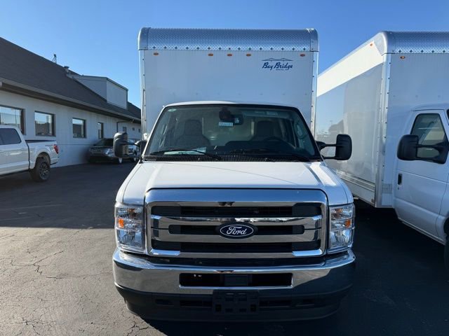 New 2026 Ford E-450 - photo 5