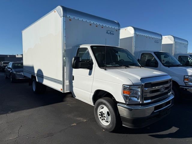 New 2026 Ford E-450 - photo 6
