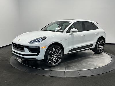 Used 2025 Porsche Macan - photo 1