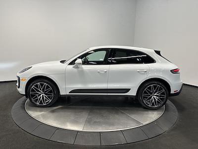 Used 2025 Porsche Macan - photo 1