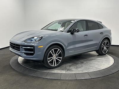 Used 2025 Porsche Cayenne Coupe - photo 1