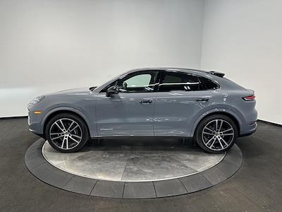 Used 2025 Porsche Cayenne Coupe - photo 1