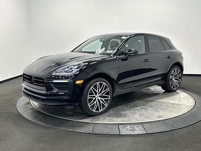 Used 2025 Porsche Macan - photo 1