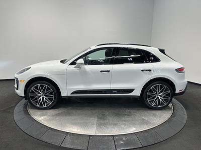 Used 2025 Porsche Macan - photo 1