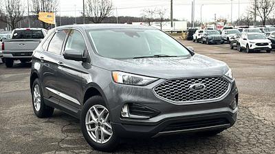 Used 2024 Ford Edge - photo 1