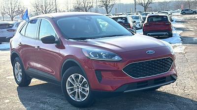 Used 2022 Ford Escape - photo 1