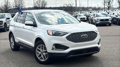 Used 2023 Ford Edge - photo 1