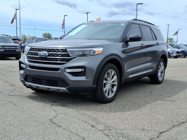 Used 2023 Ford Explorer - photo 2