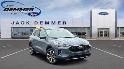Used 2023 Ford Escape - photo 1