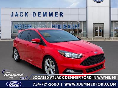 2016 Ford Focus FWD Hatchback for sale #252116C - photo 1