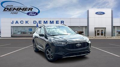 Used 2024 Ford Escape - photo 1