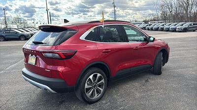 Used 2024 Ford Escape - photo 2