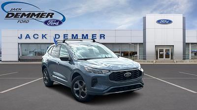 Used 2023 Ford Escape - photo 1
