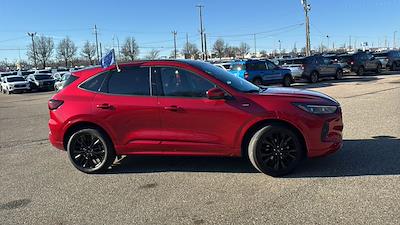 Used 2024 Ford Escape - photo 1
