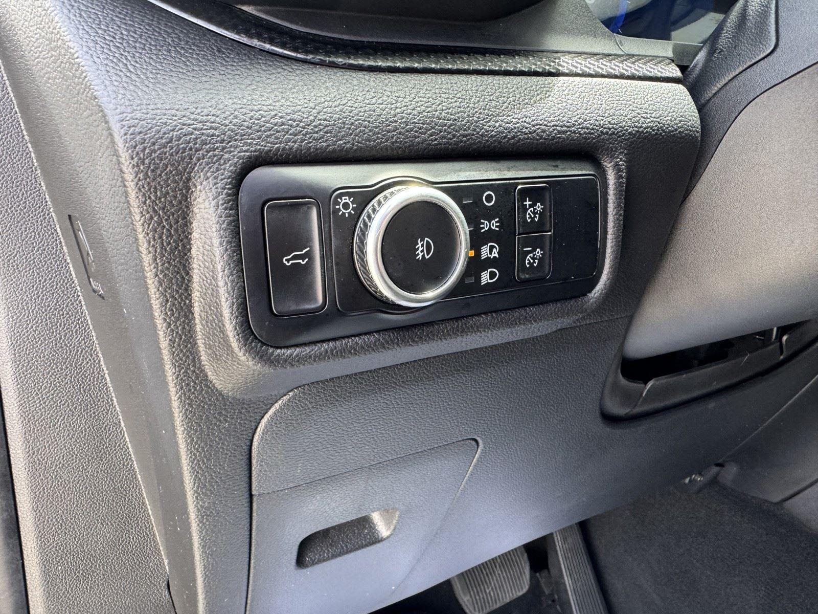 Used 2024 Ford Explorer - photo 14