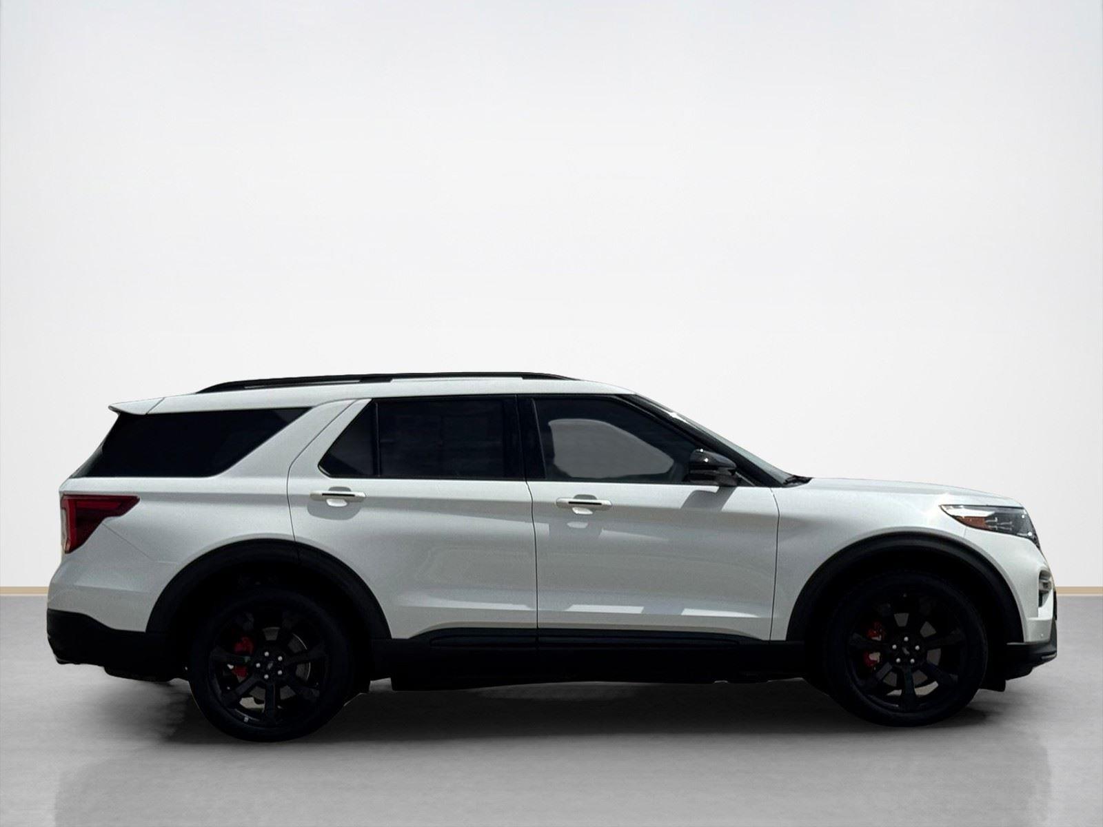 Used 2024 Ford Explorer - photo 10