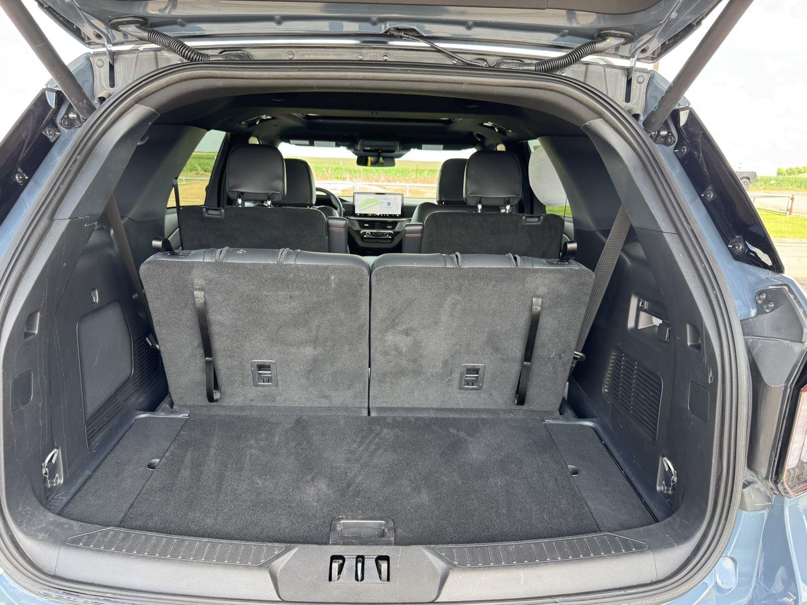 Used 2025 Ford Explorer - photo 31