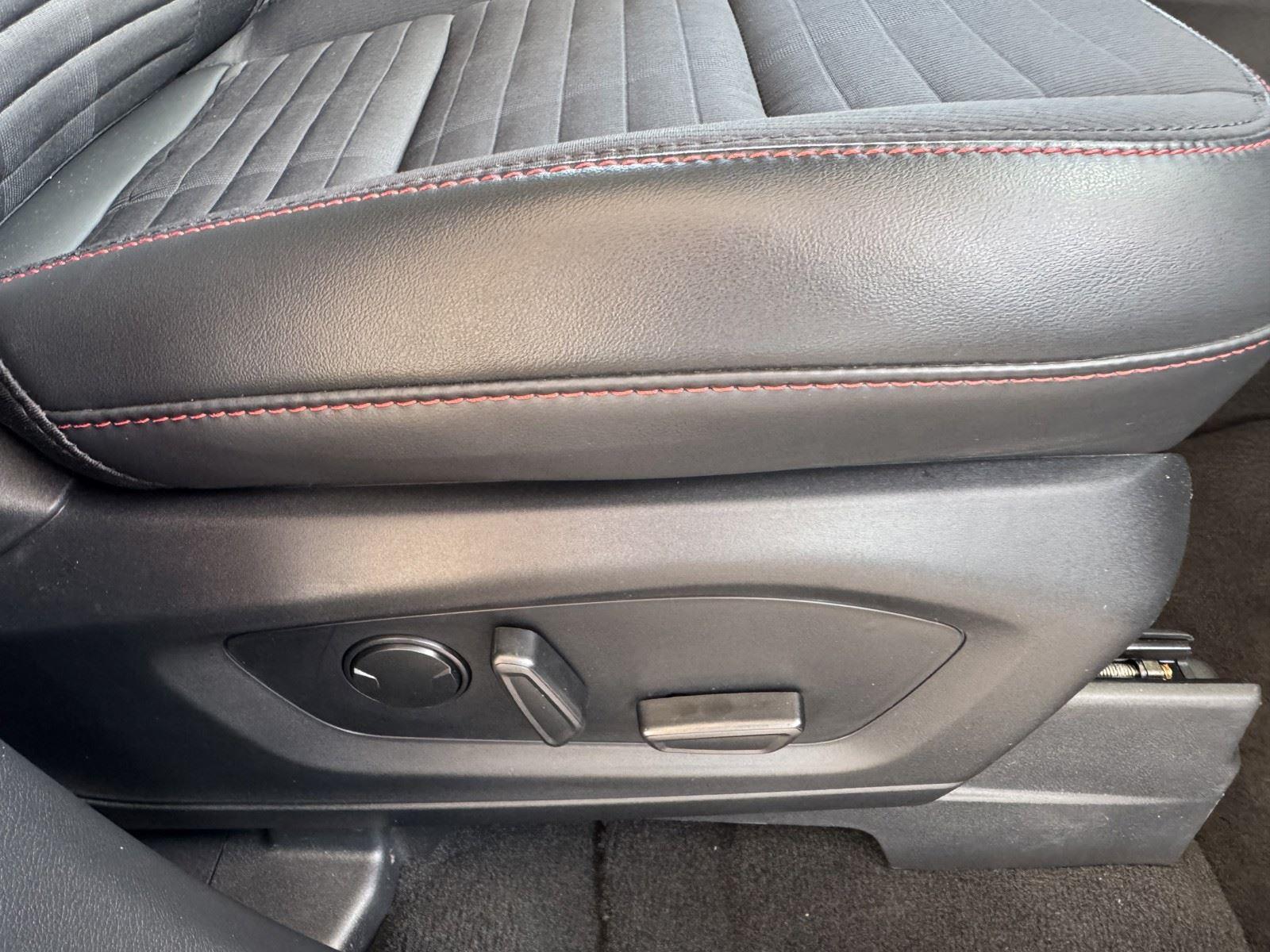 Used 2025 Ford Explorer - photo 35