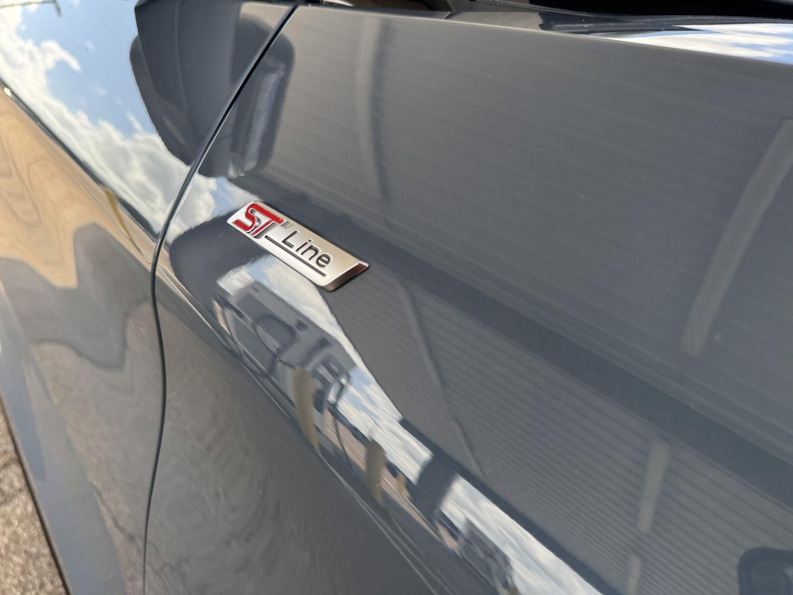 Used 2025 Ford Explorer - photo 37