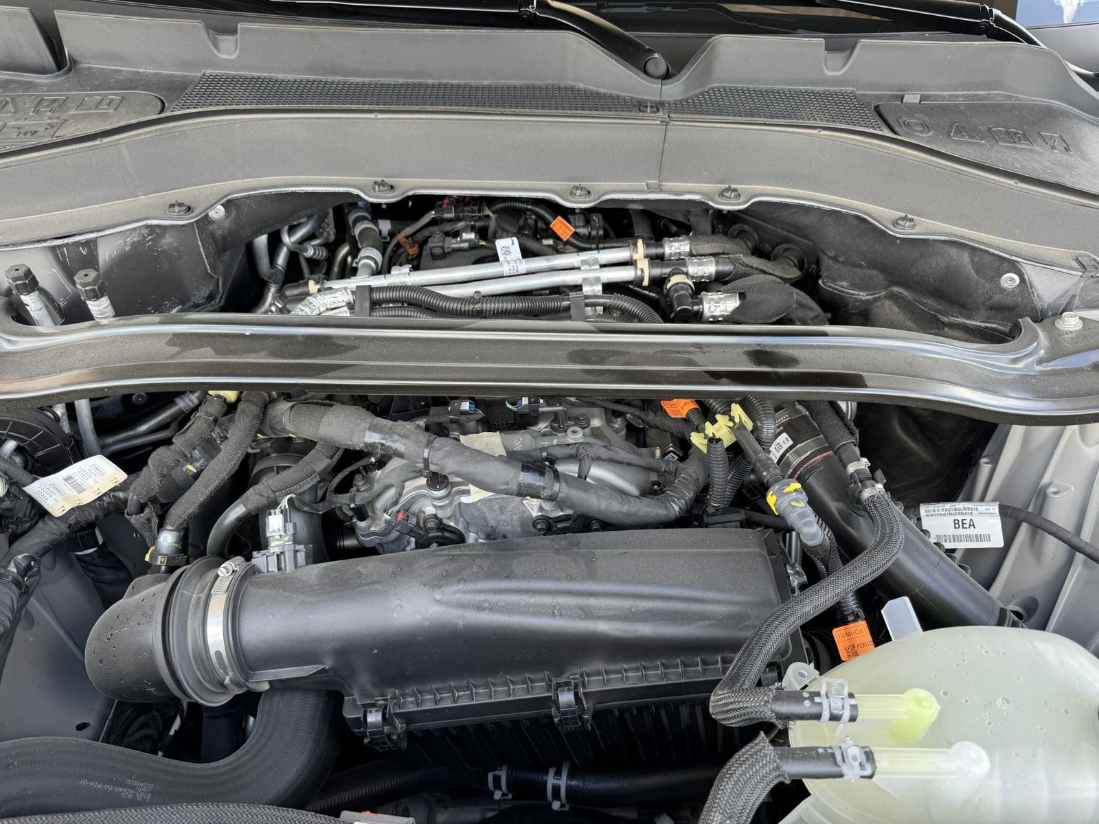Used 2025 Ford Explorer - photo 38