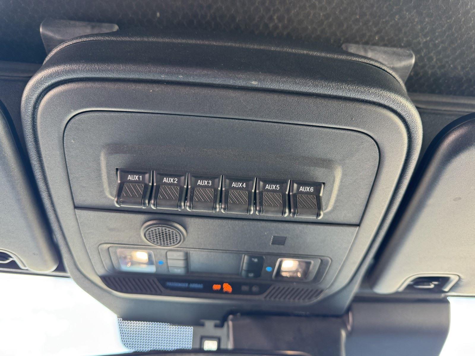 Used 2025 Ford Bronco - photo 12