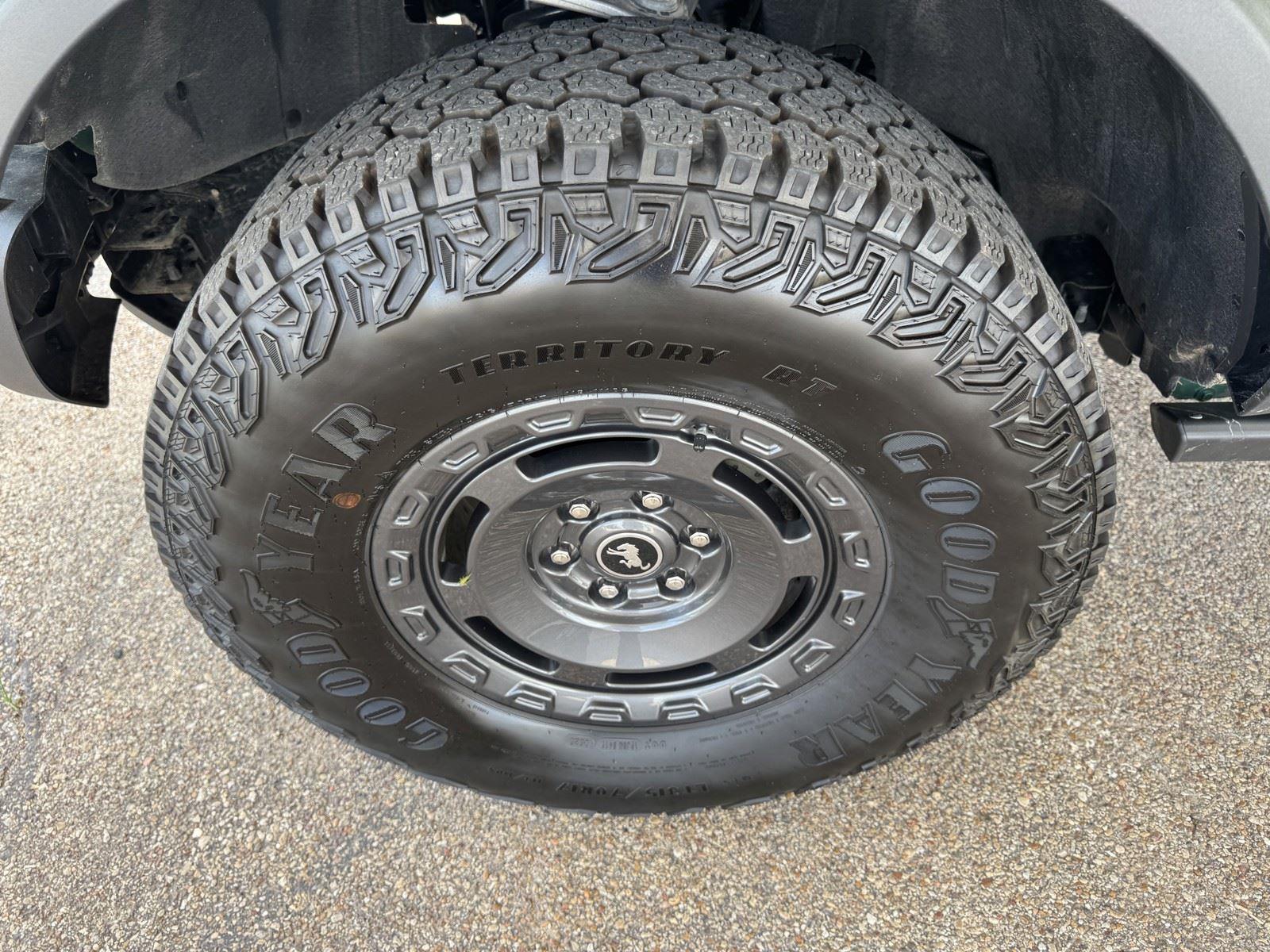 Used 2025 Ford Bronco - photo 25
